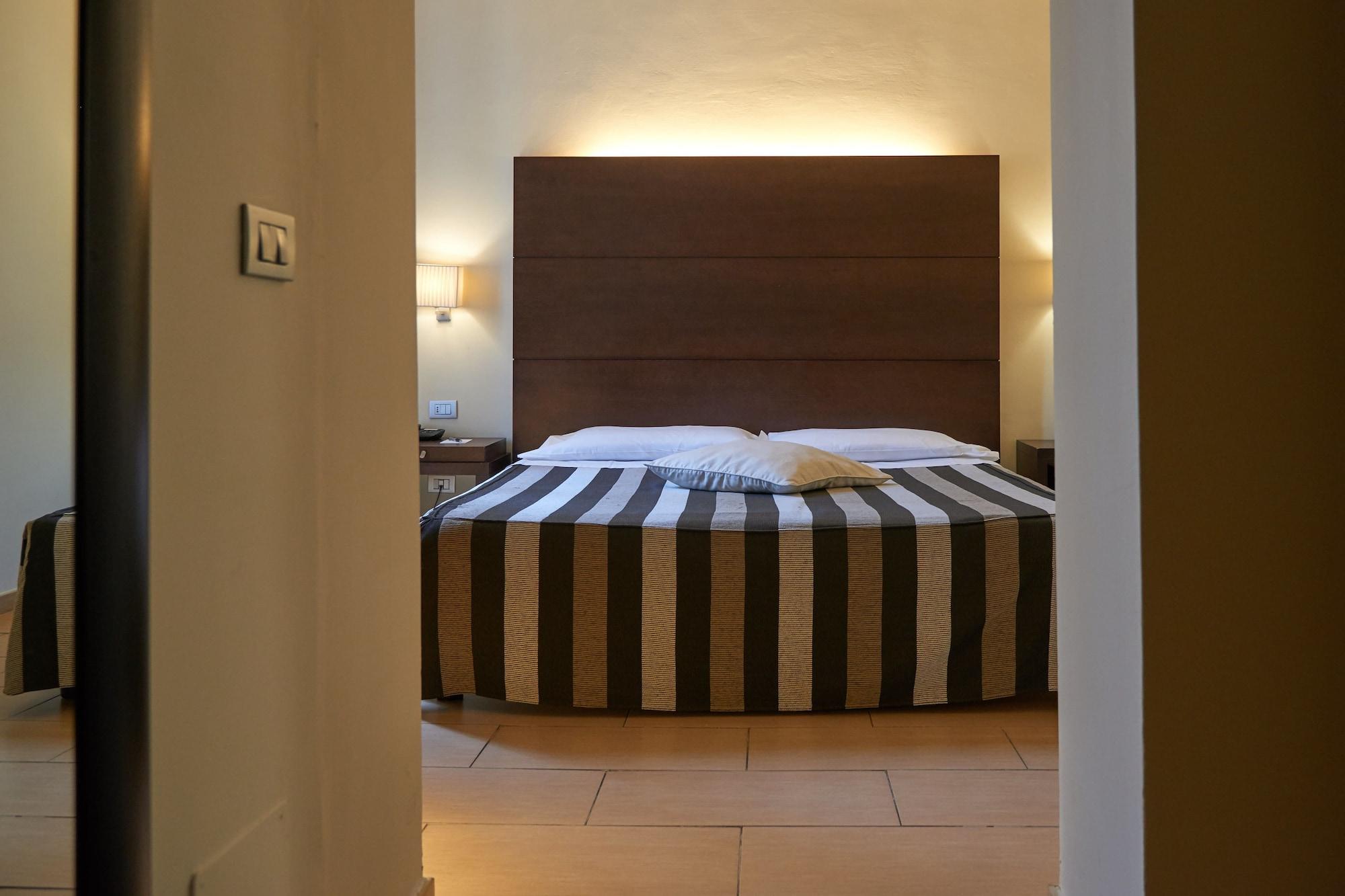 Hotel Cosimo De' Medici Флоренція Екстер'єр фото